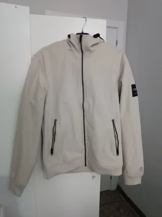 Chaqueta efecto piel beige