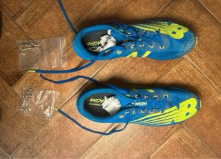 Scarpe chiodate New Balance atletica uomo