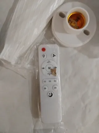 Mini ventilador de techo blanco