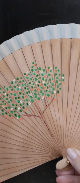 Abanico pintado a mano exclusivo