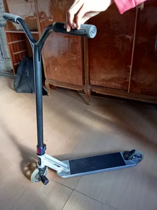 Patinete skate casi nuevo