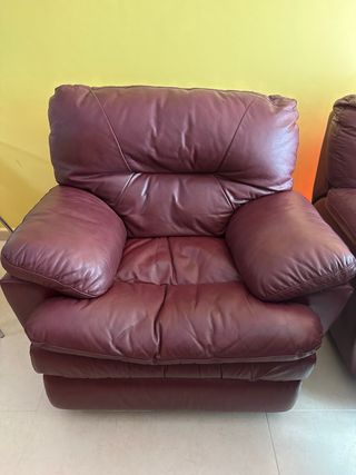 2 Poltrone Relax in Pelle Bordeaux
