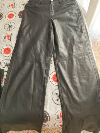 Pantalón ancho negro
