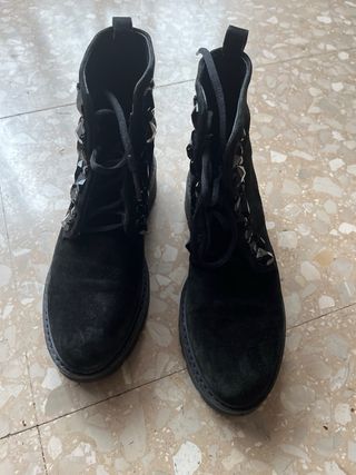 Botines piel mujer negros con pedrería