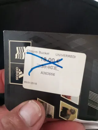 Gorro Adidas Rojo y Rosa