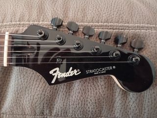 Fender Stratocaster Boxer MIJ No negociable