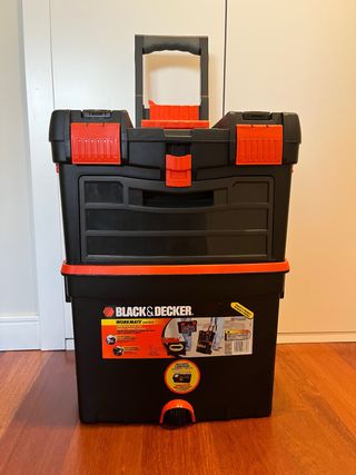 Carro doble de herramientas Black & Decker