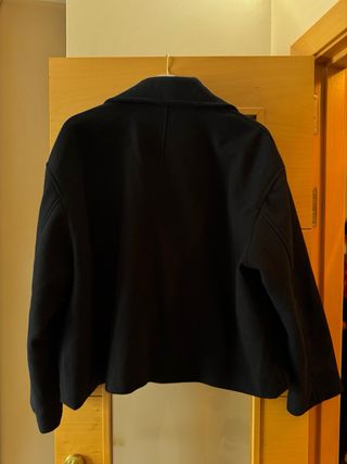 Abrigo corto negro Zara | Estilo marinero oversize