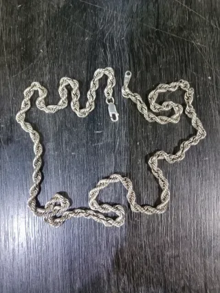 Cadena de plata estilo cordón