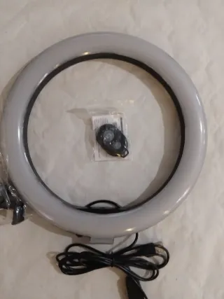 Aro de luz LED con control remoto solo lo que se