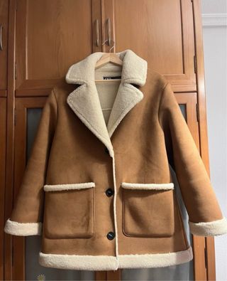 Abrigo marrón Zara forro borreguito