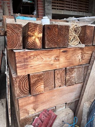 Vigas de madera robustas