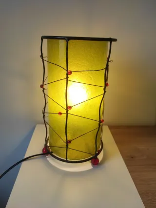 Lámpara de mesa vidrio y metal