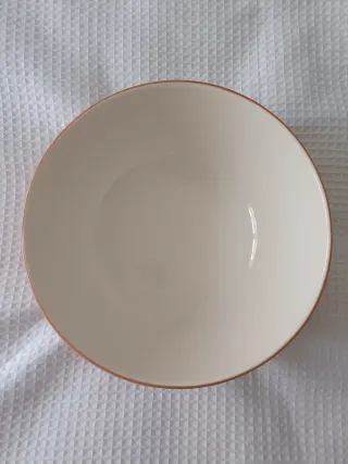 Ensaladera, jarra, cuencos y tazón