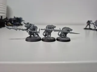 12 Figuras Warhammer Mensuales