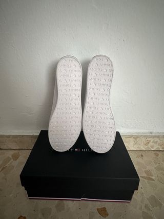 Zapatillas Tommy Hilfiger Talla 38 Blancas