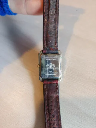 Reloj Festina Mujer Cuero Rojo Dorado