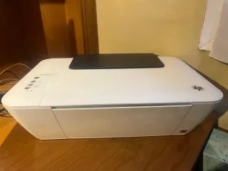 Impresora HP Deskjet 1510 + Teclado + Ratón