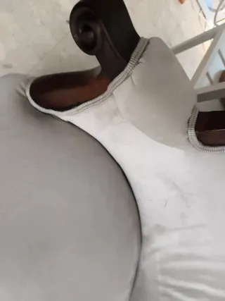 Sofá antiguo restaurado beige y marrón