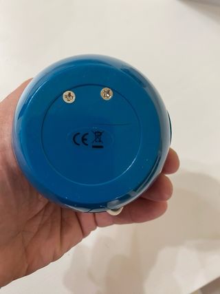 Mini cassa audio blu con cavo