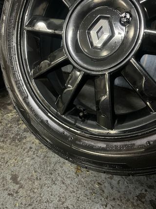 Llantas Renault 15”