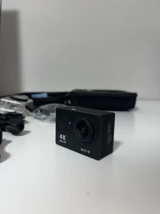 Cámara de Acción 4K Ultra HD con Wi-Fi y Maletín