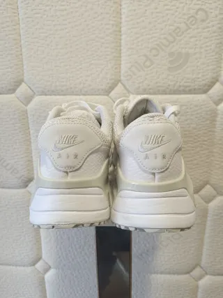 Zapatillas Nike Air Max SYSTM Beige/Blanco