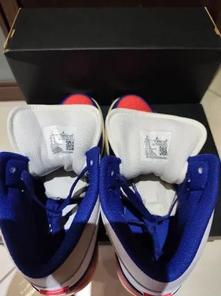 Air Jordan 1 Mid Scarpa Uomo