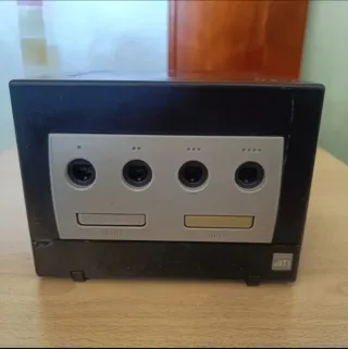 Nintendo GameCube Nera con Cavi e Controller
