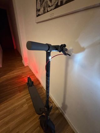 Patinete Eléctrico Xiaomi Scooter 4 + Casco