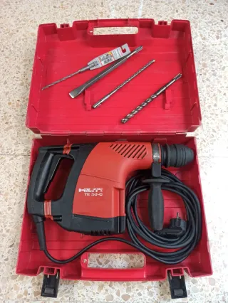 Martillo HILTI TE 30-C AVR + Accesorios