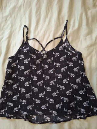 Top estampado elefantes