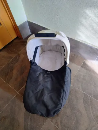 Caro bebé en buen estado precio negociable un poc