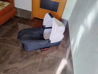 Caro bebé en buen estado precio negociable un poc