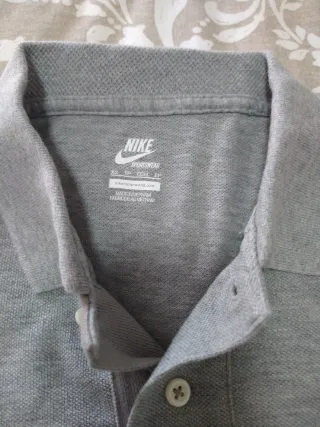 Camiseta Nike Gris