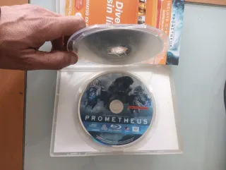 Blu-ray + DVD + Copia Digital Prometheus