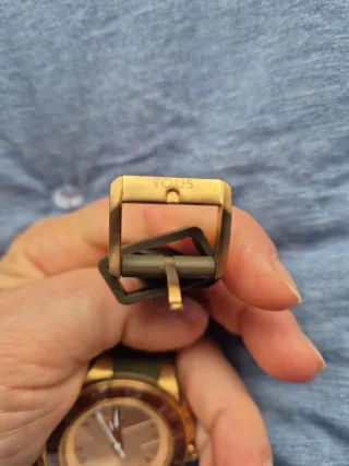 Reloj Tous Dorado y Verde Militar