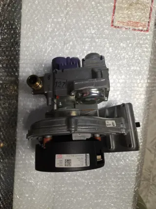 Ventilador Caldera Saunier Duval Thema Condens F25