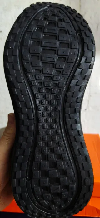 Nike Air Zoom Vomero Plus Negro talla 43 A Estrena