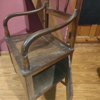 Antigua silla inodoro sillón de madera