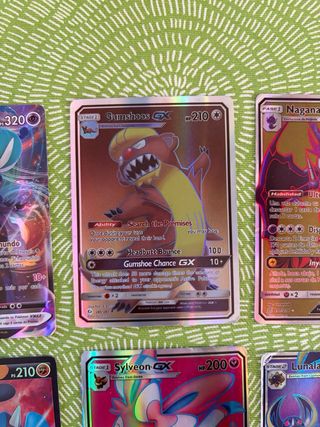 Lote 8 Cartas Pokémon GX / V / VMAX