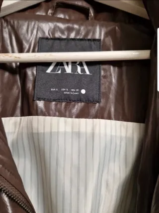 Chaqueta Zara impermeable Talla S