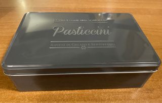 Scatola in metallo Pasticcini
