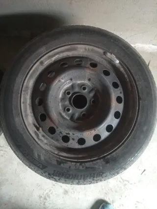 2 Llantas Toyota Corolla Verso con o sin Goma