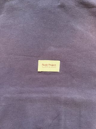 Sudadera Nude Project