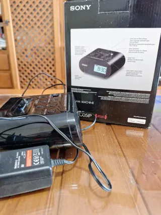 Radio Reloj Sony iPod & iPhone Negro