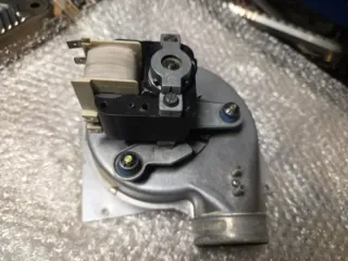 Ventilador Caldera Junkers ZWC24 Eurosmart