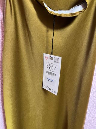 Vestido Zara S verde oliva