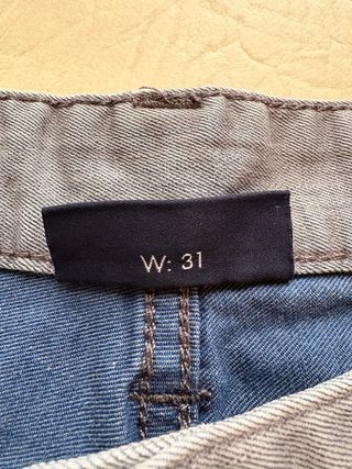 Vaqueros Armani grises mujer