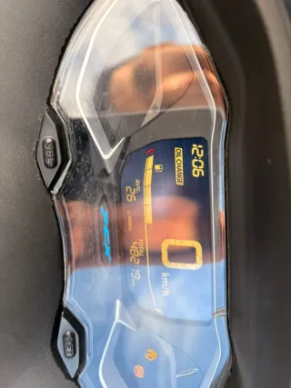 Honda PCX 125 2023 + ruedas cambiadas+ correa+baul